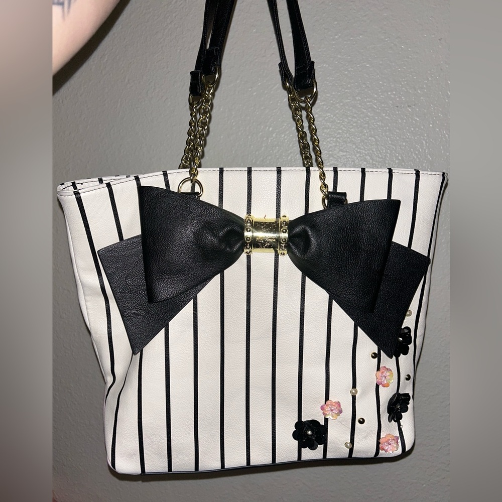 Betsey Johnson tote bag